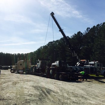 Lee's 24 Hour Towing - Towing Near Me - Durham, North Carolina Lee's 24 Hour Towing - Towing Near Me - Durham, North Carolina
