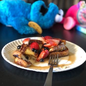 Royal T Cafe - Mmmmm. - Breakfast & Brunch Near Me - Manteca, California