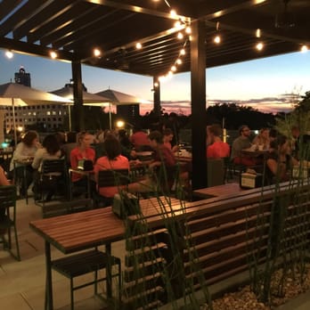 Shake Shack Buckhead - Rooftop patio - Burgers Near Me - Atlanta, Georgia Shake Shack Buckhead - Rooftop patio - Burgers Near Me - Atlanta, Georgia