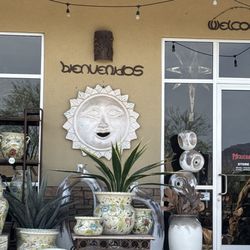 Mexicana Rose - Entrance