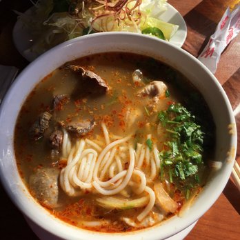 Huong Duong - Bun Bo Hue (small) - Vietnamese Near Me - Seattle, Washington