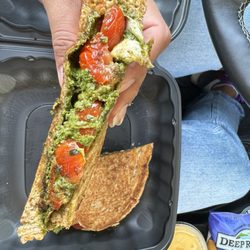 The Maia Papaya - Pesto panini sans olives