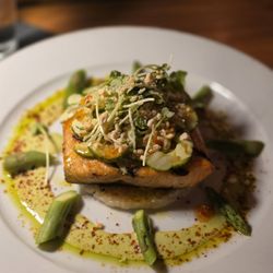 Pearl District - Salmon entree 9/10
