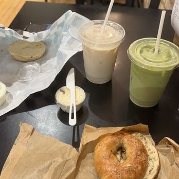 Lefty’s Righteous Bagels - Cinnamon sugar bagel and onion bagel - Bagels Near Me - Evanston, Illinois Lefty’s Righteous Bagels - Cinnamon sugar bagel and onion bagel - Bagels Near Me - Evanston, Illinois