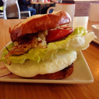 Early Bird - Breakfast burger with egg on brioche bun. Ok, Early Bird... You have redeemed yourself. - New American Near Me - Fullerton, California