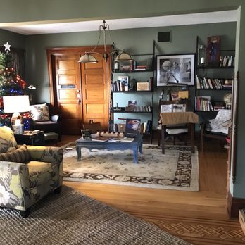 Turning Waters Bed, Breakfast and Adventure - Sitting/ TV & music room - Bed & Breakfast Near Me - Wabasha, Minnesota Turning Waters Bed, Breakfast and Adventure - Sitting/ TV & music room - Bed & Breakfast Near Me - Wabasha, Minnesota