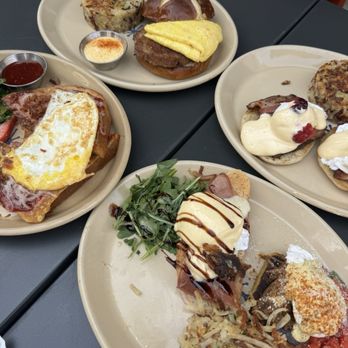 Snooze, an A.M. Eatery - Breakfast & Brunch Near Me - Tustin, California