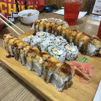 Mr. Le's Sushi - Lennox Roll and Philadelphia Roll - Sushi Bars Near Me - Kansas City, Missouri