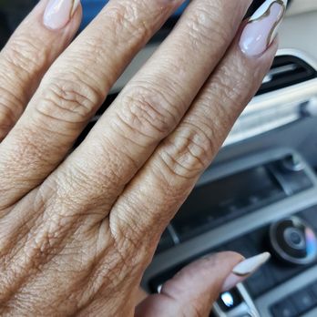 MV Luxury Nail Spa - Nina is the best - Nail Salons Near Me - Mission Viejo, California