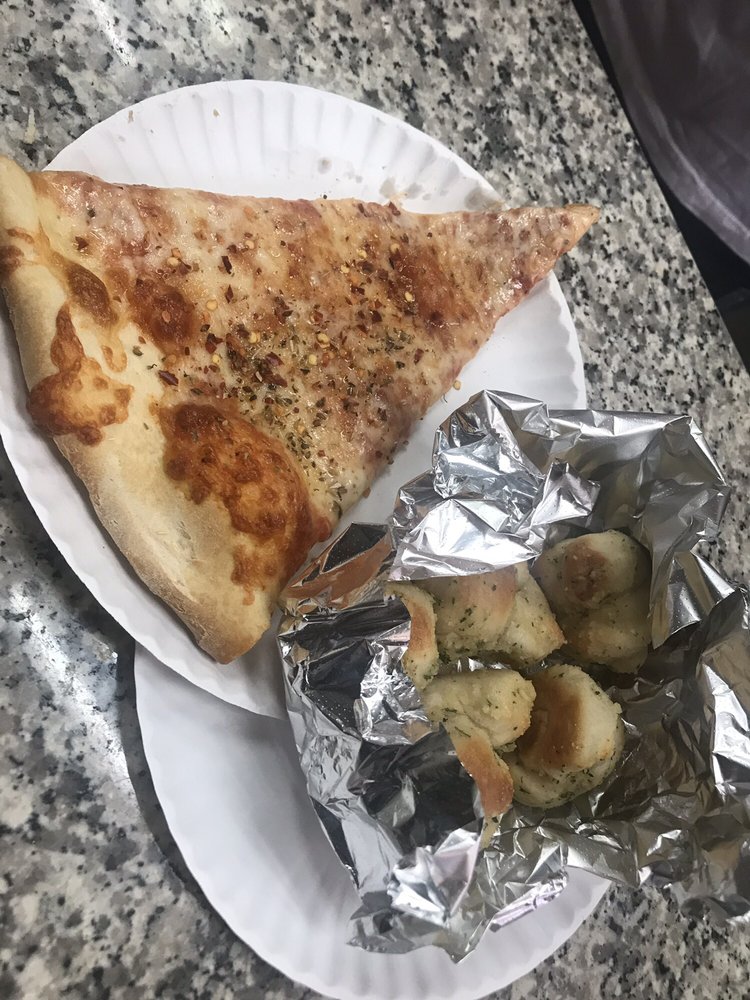 GINO’S PIZZA 10 Photos & 26 Reviews Pizza 1038 Beach 20th St, Far