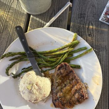Crabby Joe's Deck & Grill - Steak, asparagus, mashed potatoes - Seafood Near Me - Daytona Beach, Florida