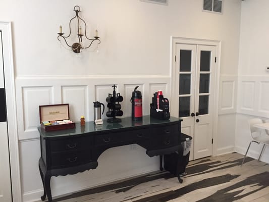 Melrose Mansion by null