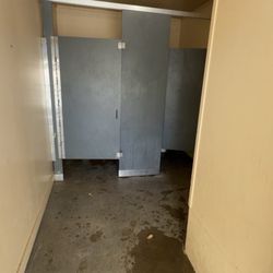 Nick Culjis Sr Field - Bathroom