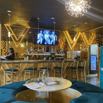 Vibez Luxe Lounge - Lounges Near Me - Memphis, Tennessee Vibez Luxe Lounge - Lounges Near Me - Memphis, Tennessee