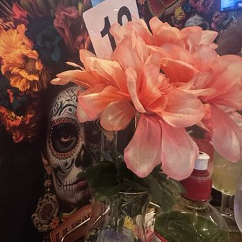 La Esquina Restaurant - Mexican Near Me - Davie, Florida