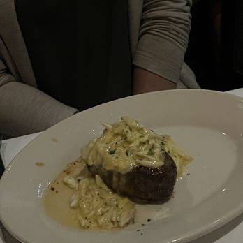 Vic & Anthony's Steakhouse - Filet Oscar - Steakhouses Near Me - Lake Charles, Louisiana Vic & Anthony's Steakhouse - Filet Oscar - Steakhouses Near Me - Lake Charles, Louisiana