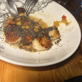Evelyn Rose - Scallops with black truffle - American Near Me - Vienna, Virginia Evelyn Rose - Scallops with black truffle - American Near Me - Vienna, Virginia