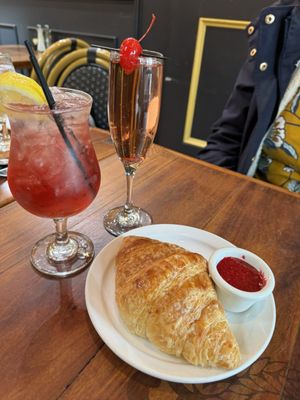 Petite Provence Boulangerie & Patisserie by null