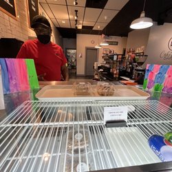 Cake Town Bakery - He was sweet and helpful