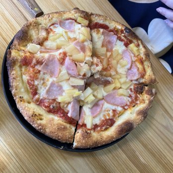 Happy Camper - Hawaiian pizza - Pizza Near Me - Las Vegas, Nevada Happy Camper - Hawaiian pizza - Pizza Near Me - Las Vegas, Nevada