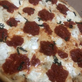 Cafe Lark - Margherita Pizza - Pizza Near Me - Albany, New York