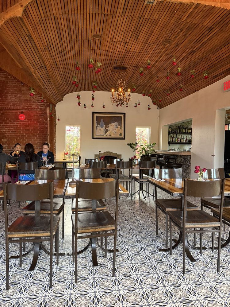 Casa Corazon Restaurant