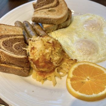 Harrah's Cherokee Casino Resort - A Caesars Rewards Destination - Eggs, sausage, grits and rye! - Hotels Near Me - Cherokee, North Carolina Harrah's Cherokee Casino Resort - A Caesars Rewards Destination - Eggs, sausage, grits and rye! - Hotels Near Me - Cherokee, North Carolina