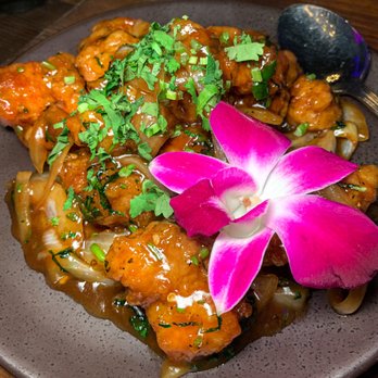 Jade Eatery And Lounge - Calcutta Chicken - Asian Fusion Near Me - Forest Hills, New York Jade Eatery And Lounge - Calcutta Chicken - Asian Fusion Near Me - Forest Hills, New York