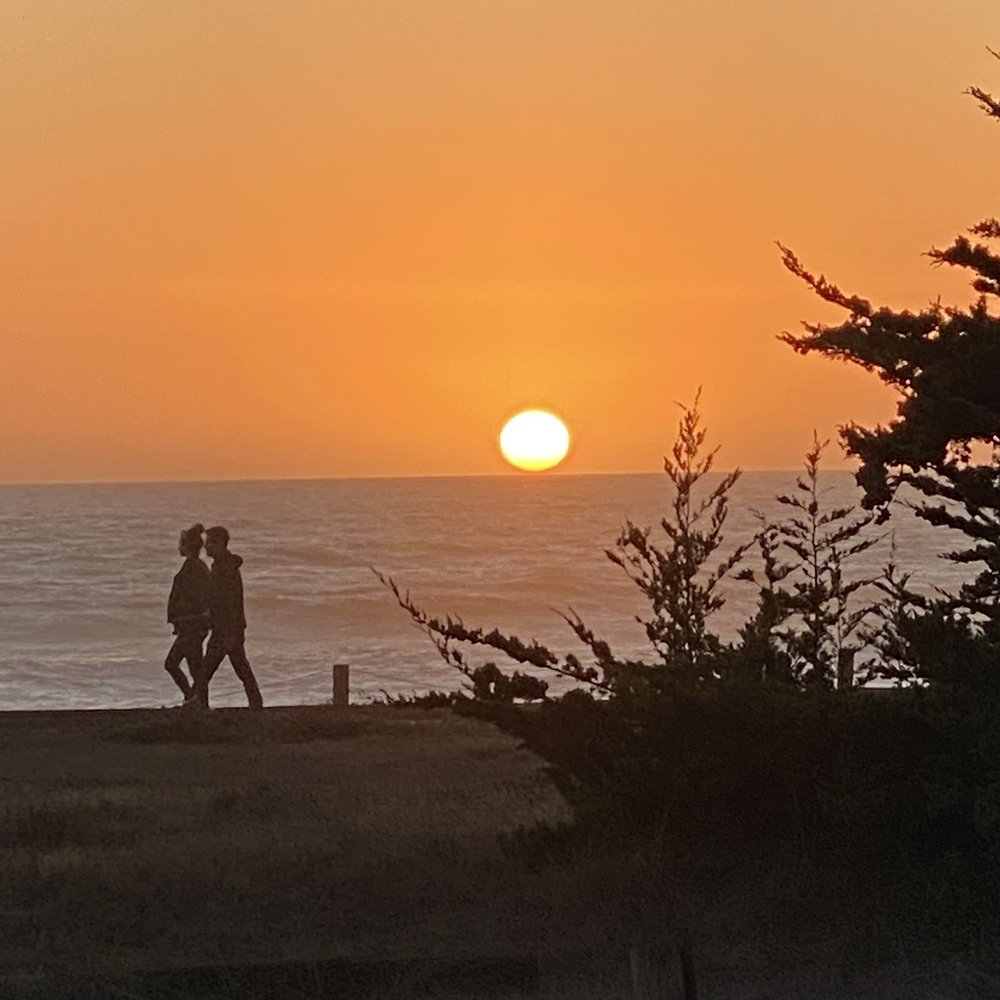Windrush Inn - Sunset Romance and Relaxation - Hotels Near Me - Cambria, California Windrush Inn - Sunset Romance and Relaxation - Hotels Near Me - Cambria, California