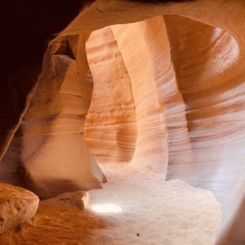Taadidiin Tours - Walking Tours Near Me - Page, Arizona Taadidiin Tours - Walking Tours Near Me - Page, Arizona