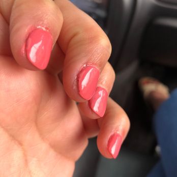 Bella Nails and Spa - My middle finger is the one that chipped off when I tired to unglue my skin from the side and my pointer finger is cut. - Nail Salons Near Me - Seattle, Washington