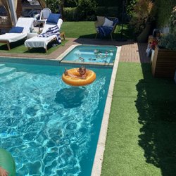 SwimWell-LA - Pool has a Mediterranean resort feel making ab enjoyable space for parents to hang while the little one is learning to swim.