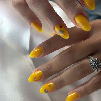 Shiny Shots Nails - Russian manicure with nail's reinforcement - Nail Technicians Near Me - Hollywood, Florida Shiny Shots Nails - Russian manicure with nail's reinforcement - Nail Technicians Near Me - Hollywood, Florida