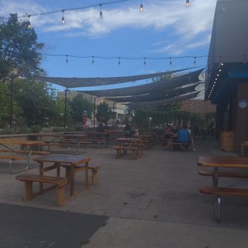 Single Hill Brewing - Awesome dog friendly patio - Breweries Near Me - Yakima, Washington
