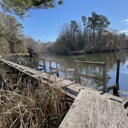 Lake Moultrie RV Park & Marina - Fishing pier at Lake Moultrie RV Park & Marina