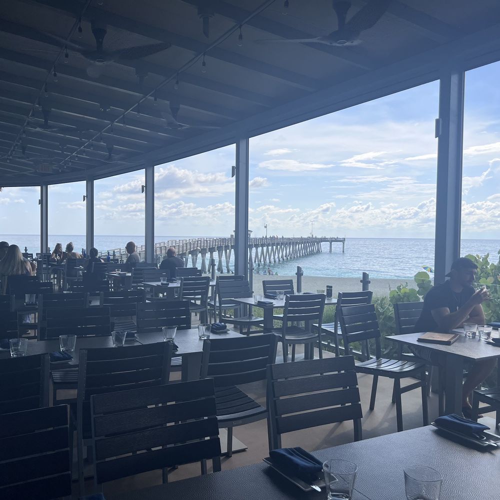 Fins At Sharky's - Steakhouses Near Me - Venice, Florida