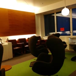 Mater Private Hospital Brisbane - Day surgery waiting lounge. TV, computers, leather lounges. Just no buffet ;)