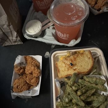 Habit Burger & Grill - Half burger fried green beans and Tempura Green Beans & Fries - Burgers Near Me - San Diego, California Habit Burger & Grill - Half burger fried green beans and Tempura Green Beans & Fries - Burgers Near Me - San Diego, California