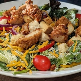 Houlihan's - A friend's chicken salad that looked fantastic! - Bars Near Me - Overland Park, Kansas Houlihan's - A friend's chicken salad that looked fantastic! - Bars Near Me - Overland Park, Kansas