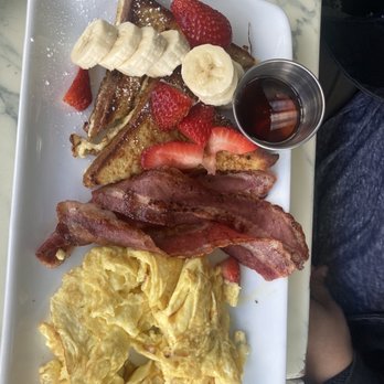 Blue Daisy - Breakfast combo - Creperies Near Me - Santa Monica, California Blue Daisy - Breakfast combo - Creperies Near Me - Santa Monica, California