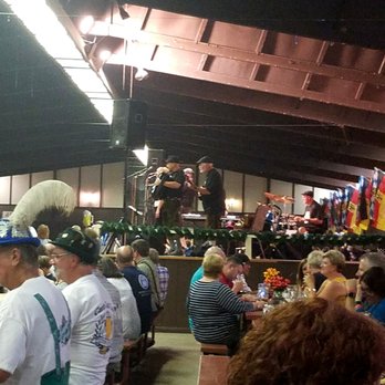 Oktoberfest Milwaukee - Music! - Lounges Near Me - Glendale, Wisconsin