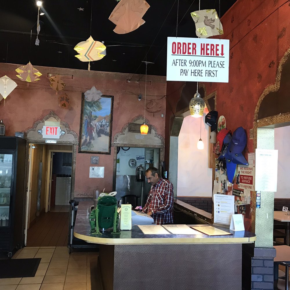 House of Curries - Ordering counter - Indian Near Me - Berkeley, California