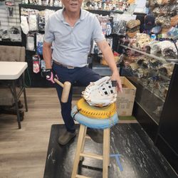 Misho Sports - Jim breaking it in when you buy a mit here