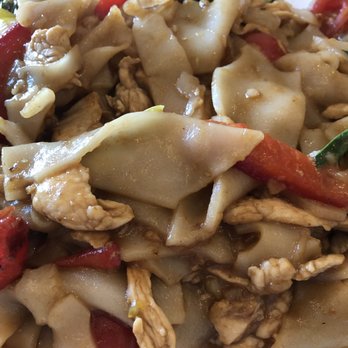 Sisters Thai - Drunken Noodles - Thai Near Me - Fairfax, Virginia Sisters Thai - Drunken Noodles - Thai Near Me - Fairfax, Virginia