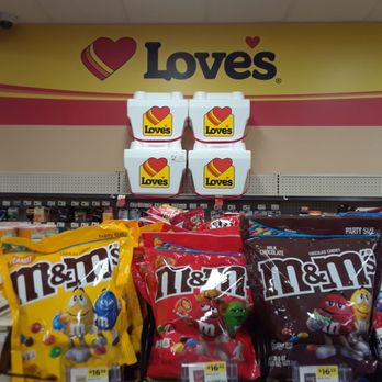 Love's Travel Stop - Gas Stations Near Me - Springville, Utah
