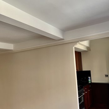 Lexington Painting - Ceiling/wall contrast - Painters Near Me - New York, New York Lexington Painting - Ceiling/wall contrast - Painters Near Me - New York, New York