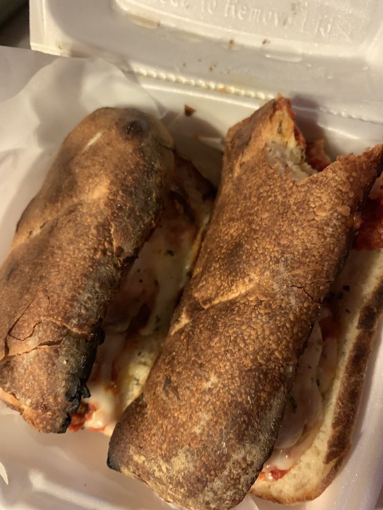 TOMMY GUNS PIZZERIA 12 Photos & 22 Reviews 3747 Main St