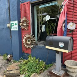 Riverview Antique N Marketplace