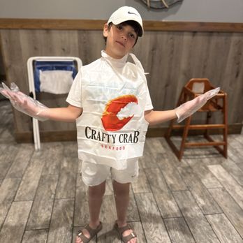 Crafty Crab of Mobile - Miles is ready for some crab legs! - Seafood Near Me - Mobile, Alabama