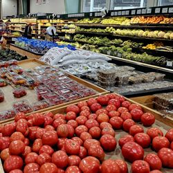Cox Farms Market - Perfect day for farmers market shopping. The only super bowls I care about are soup, salad or poke.